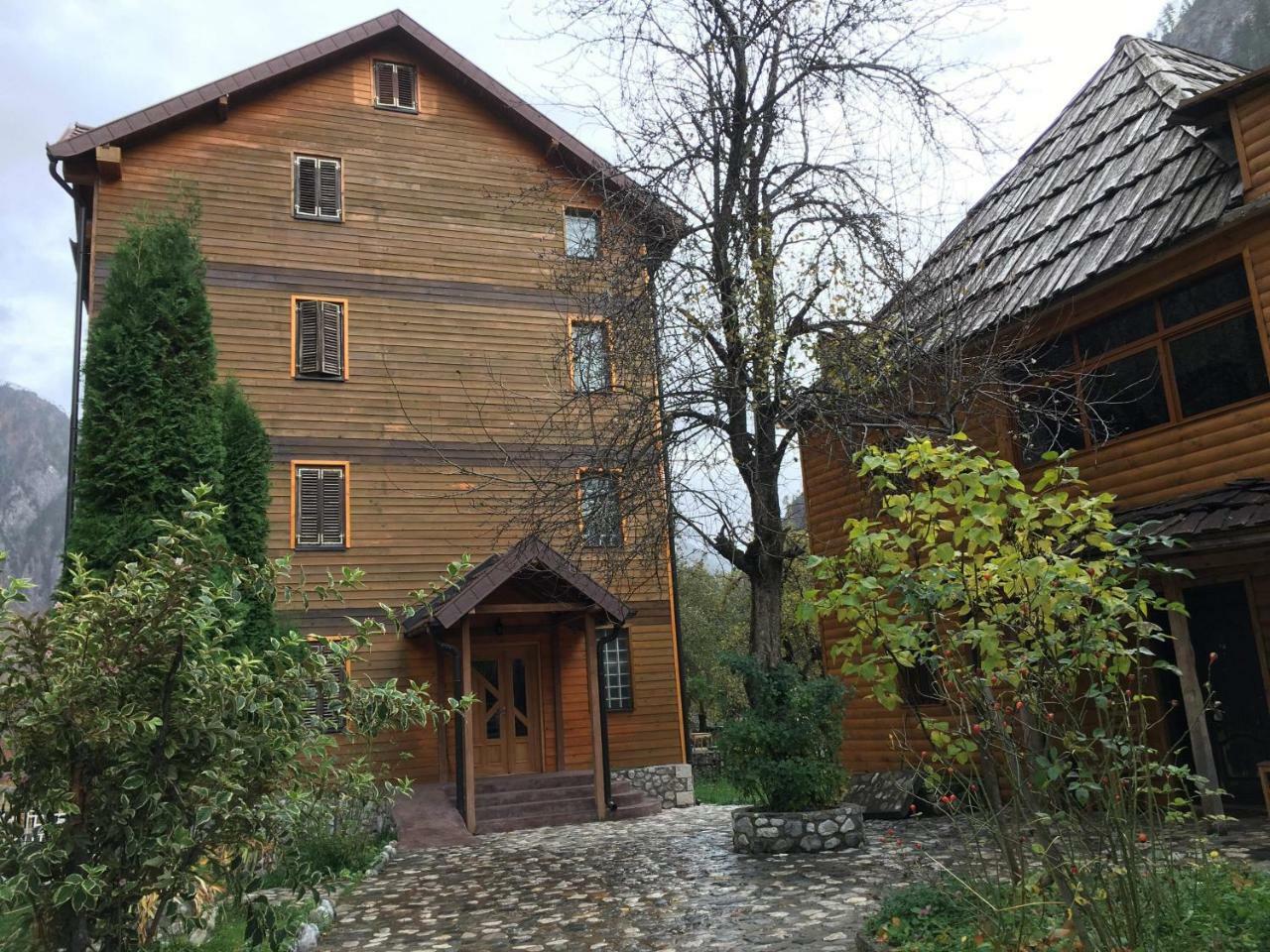 Rezidenca: Quku I Valbones Hotel Exterior foto