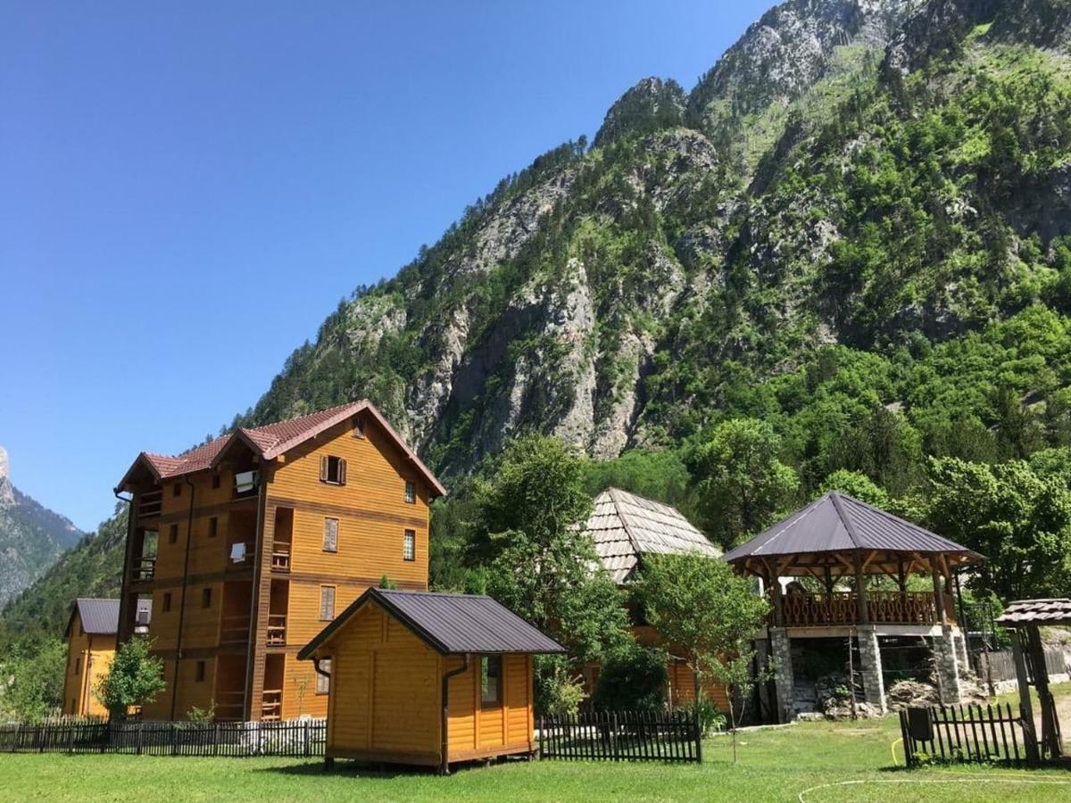 Rezidenca: Quku I Valbones Hotel Exterior foto